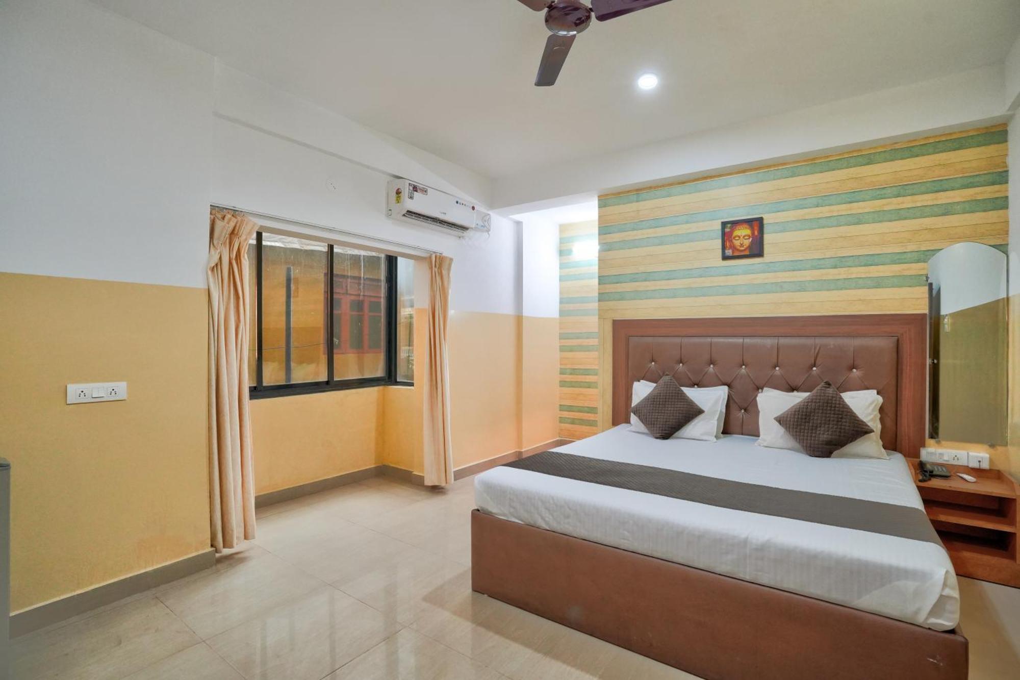 14 Door Home Stay Calangute Buitenkant foto