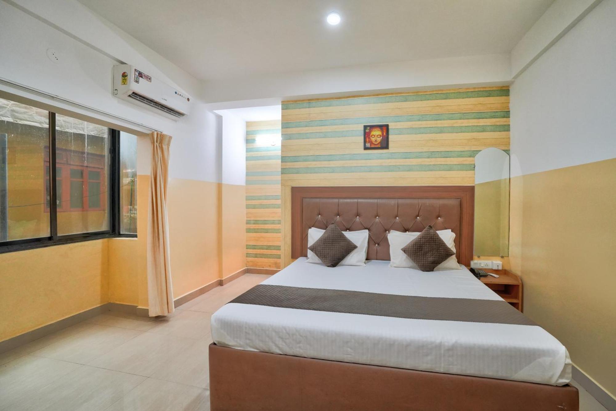 14 Door Home Stay Calangute Buitenkant foto