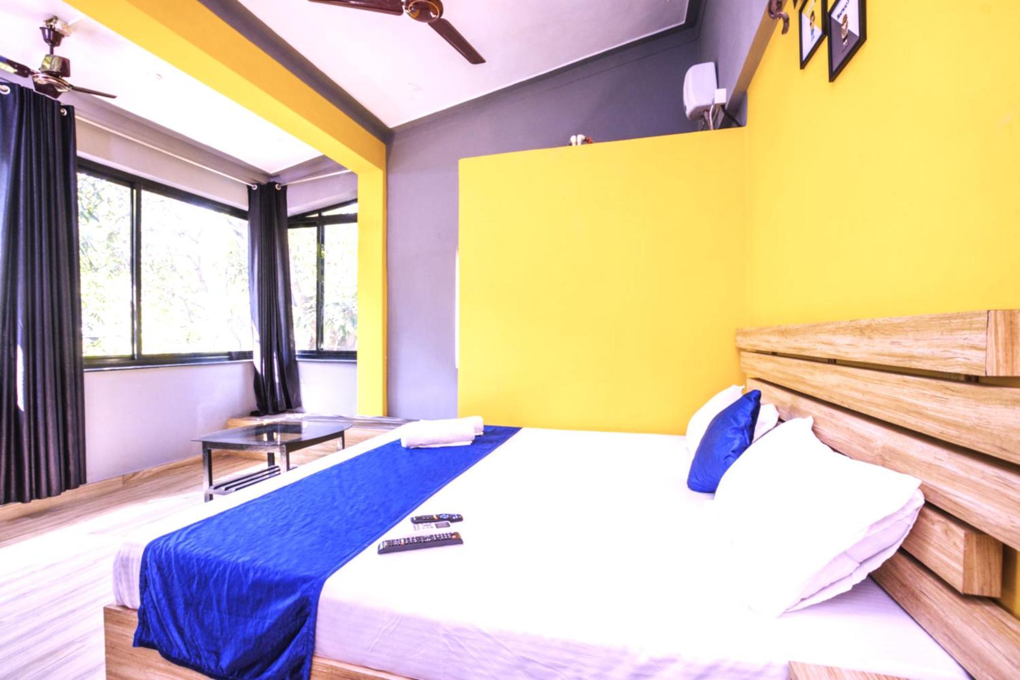 14 Door Home Stay Calangute Buitenkant foto